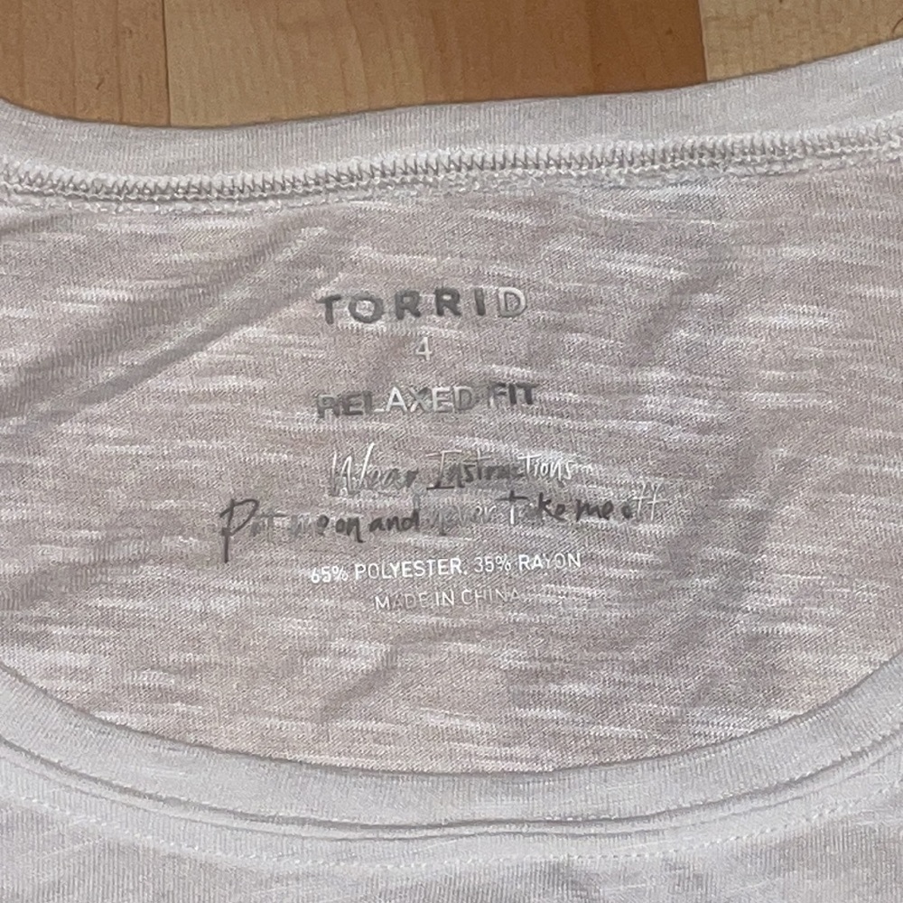Torrid “DON’T DOUBT IT” relaxed tee, BNWT - Picture 3 of 7